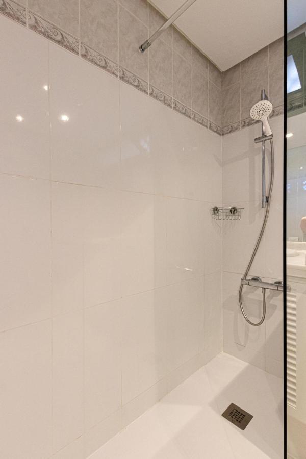 797 Holiday Rentals - Apartamento frente al Parque la Paloma con piscina Benalmádena Esterno foto